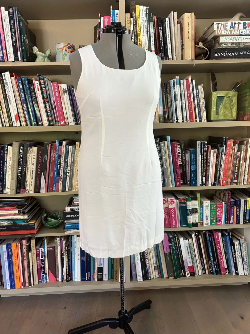 Vintage Jessica Howard White Sleeveless Shift Dress
